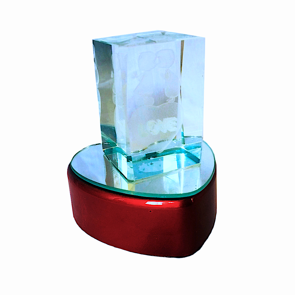 Toptan Işıklı Cam Biblo Sevgi Temalı