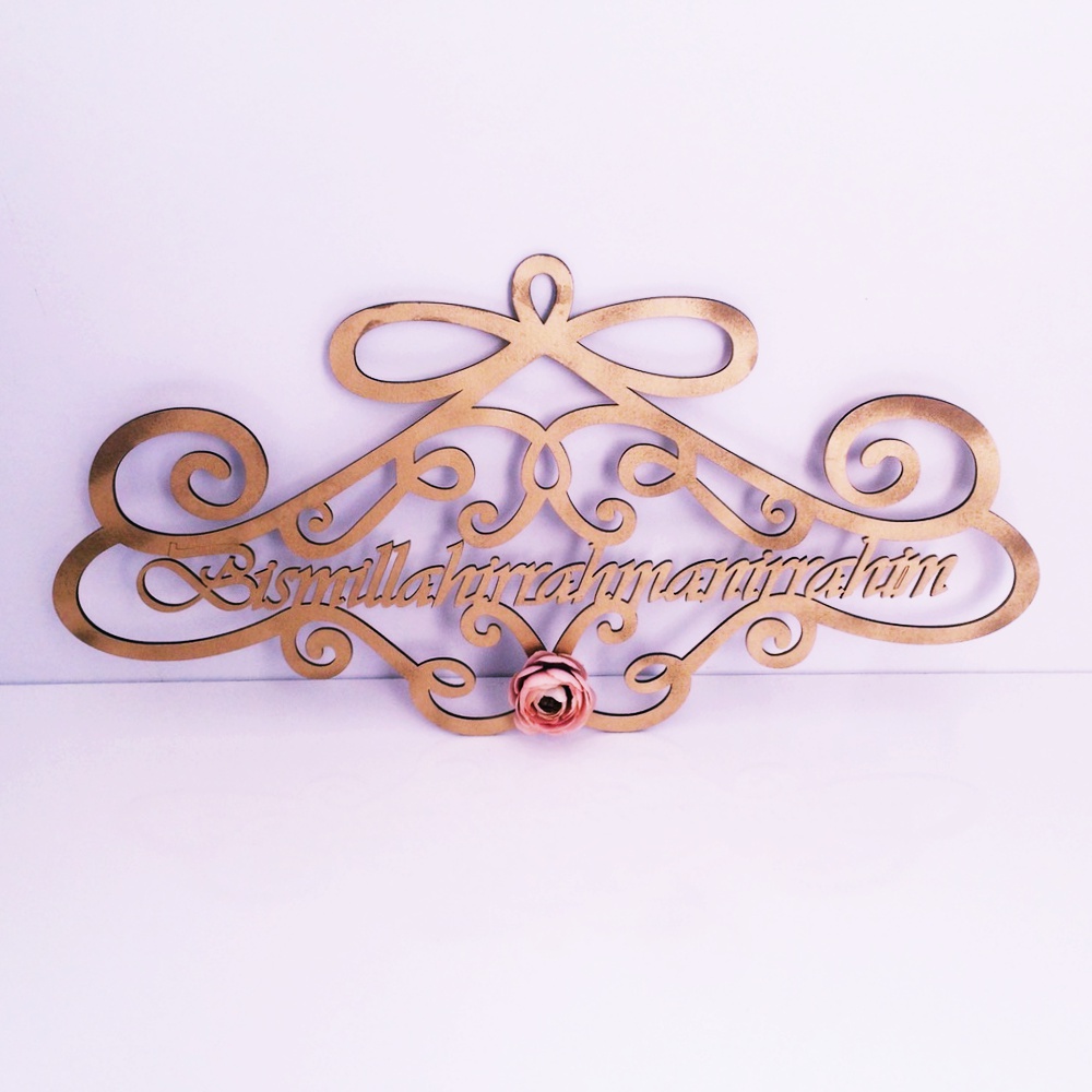 Toptan Ahşap Motifli Besmele Kapı Üstü Duvar Süsü