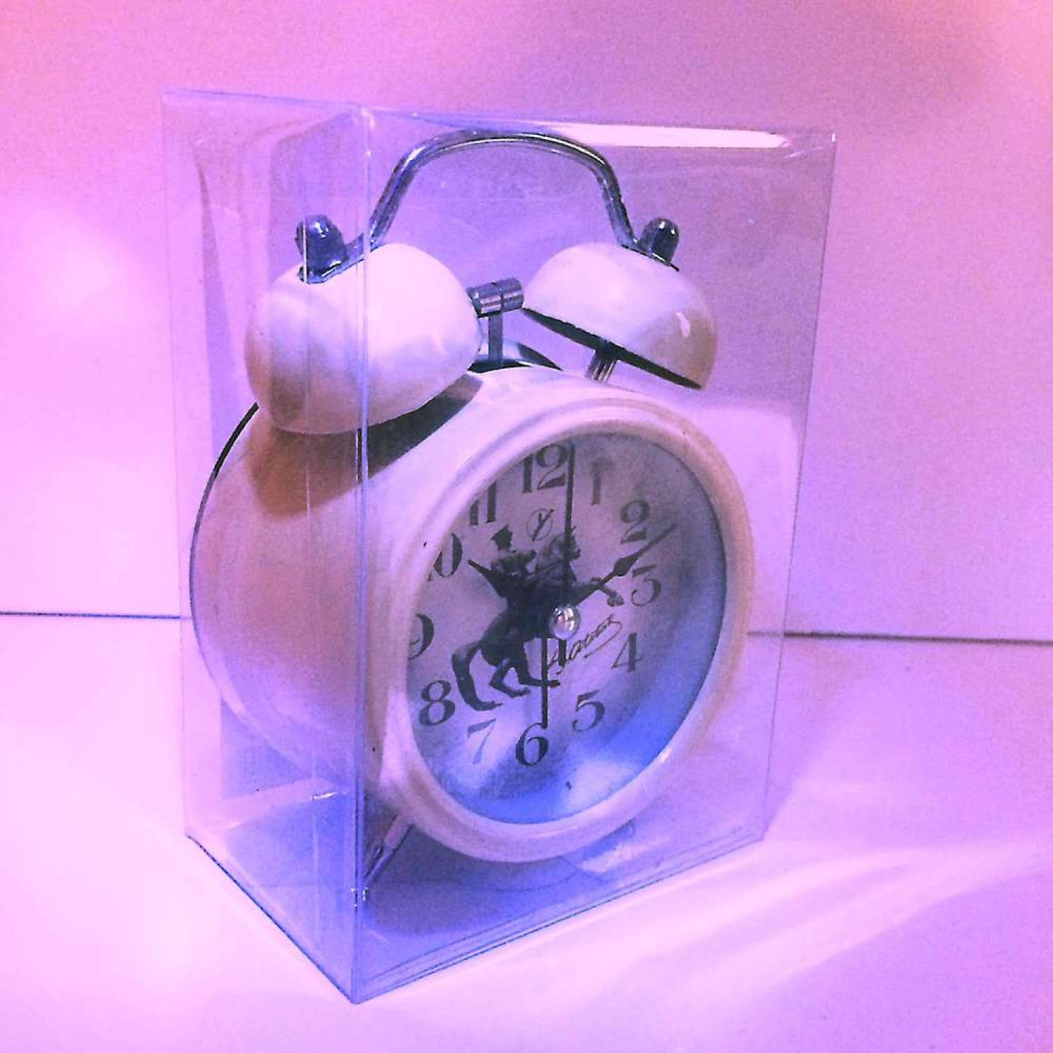 Atatürk Resimli İmzalı Kurmalı Nostaljik Toptan Çalar Saat