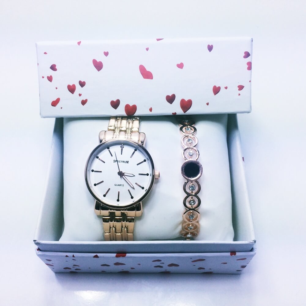 Spectrum Gold Kordon Beyaz Kadran İnce Bayan Kol Saati