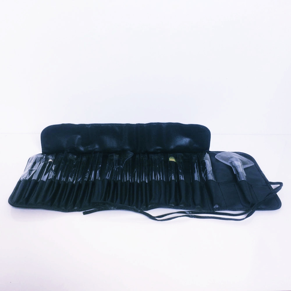 Estella Çantalı 24'lü Makyaj Fırça Seti