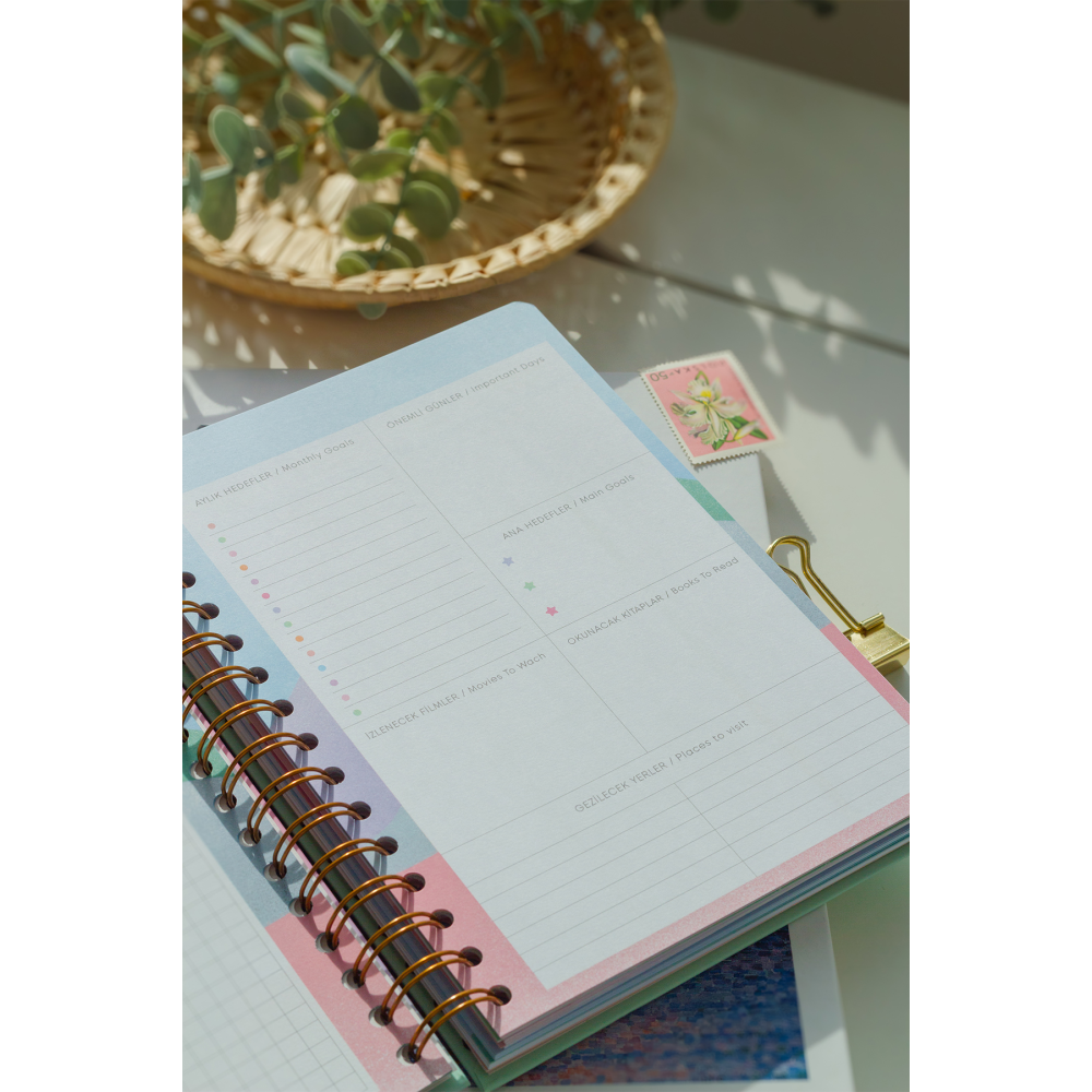 A5 2024 Yılı Haftalık Ajanda 12 Aylık Motivasyon Sayfalı Pembe Pötikare