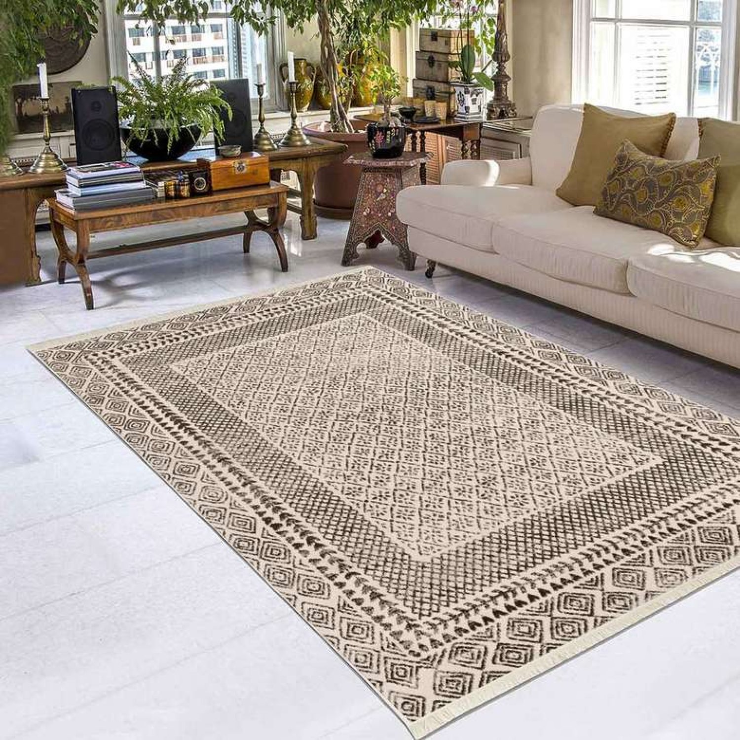 Dijital Baskılı Kaymaz Halı Krem Siyah