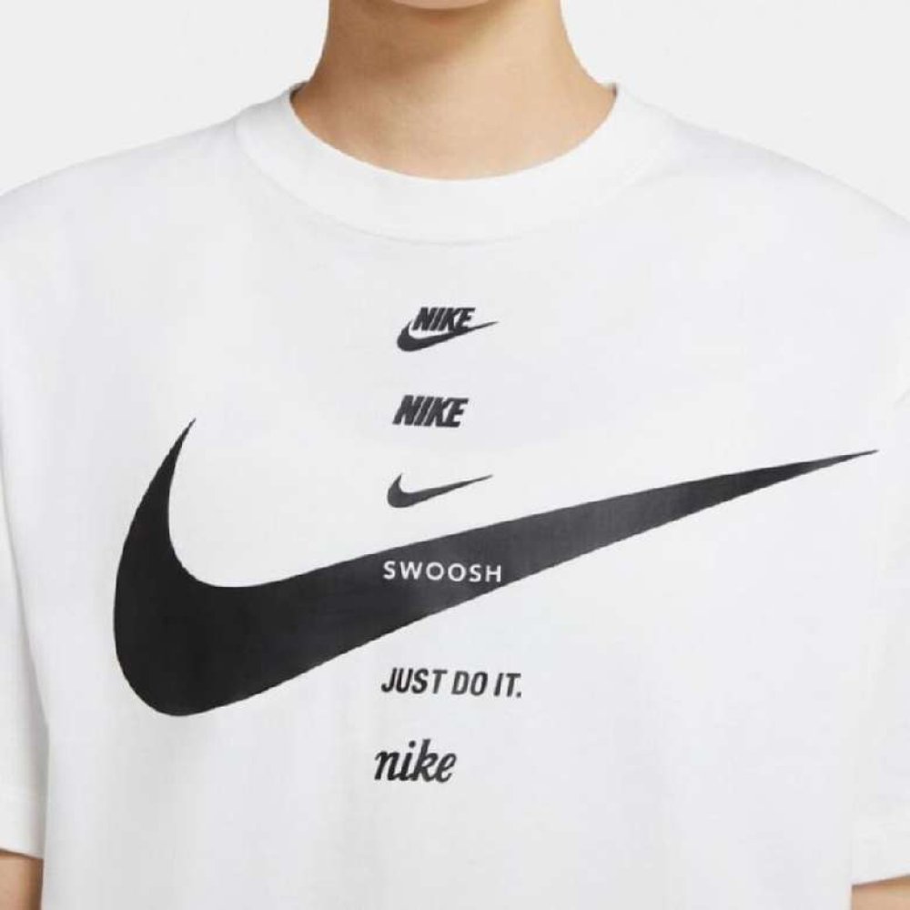 Nike CU5682-100 Kadın Tişört