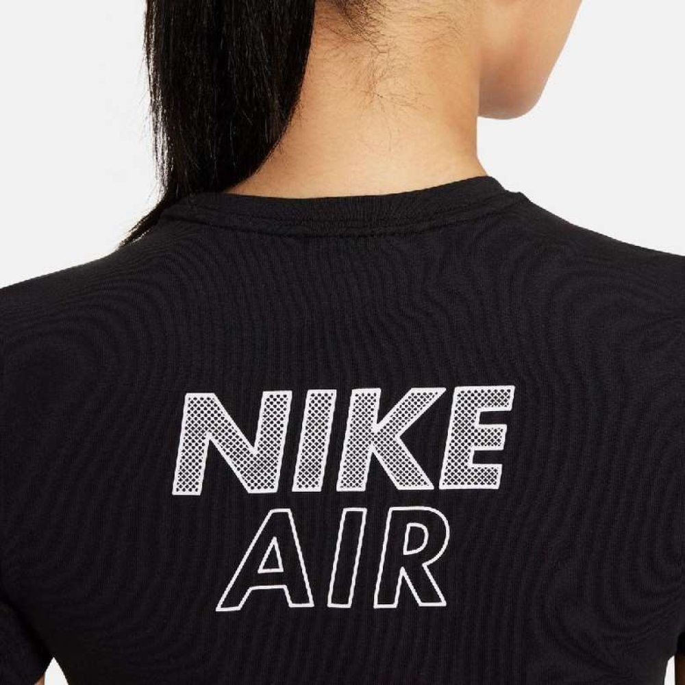 Nike CZ8632-010 Kadın Tişört