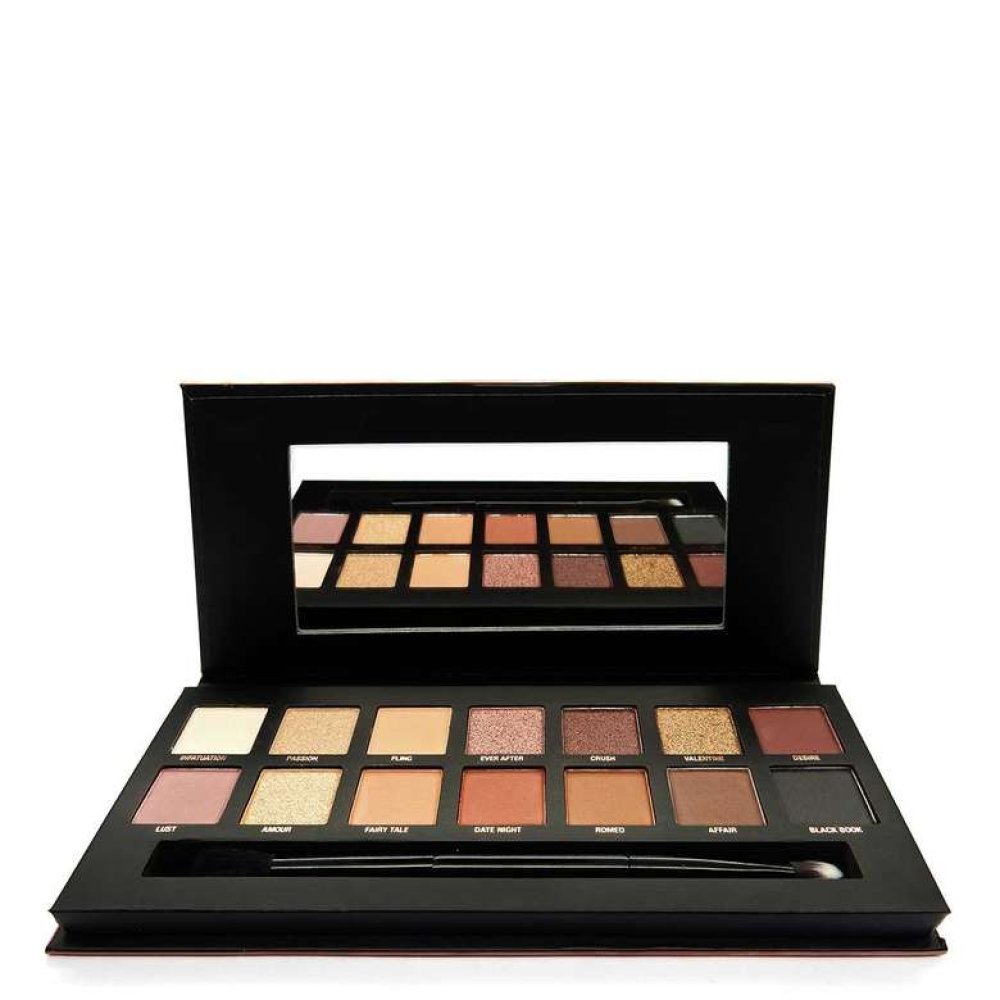 W7 Romanced Far Paleti