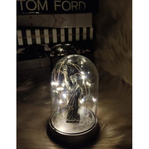 Işıklı Fanus İçerisinde Özgürlük Heykeli Biblo