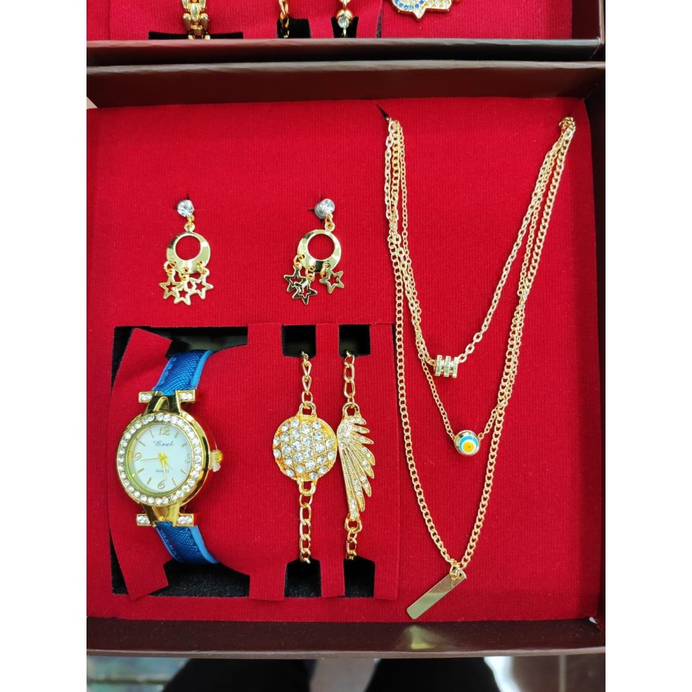 Kolye Saat Bileklik Küpe 4'lü Set