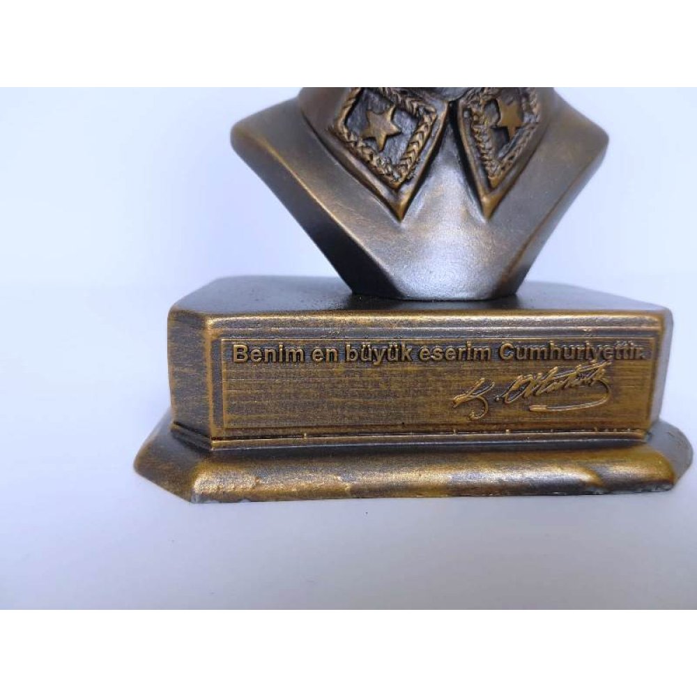 Toptan Atatürk Büstü Biblo