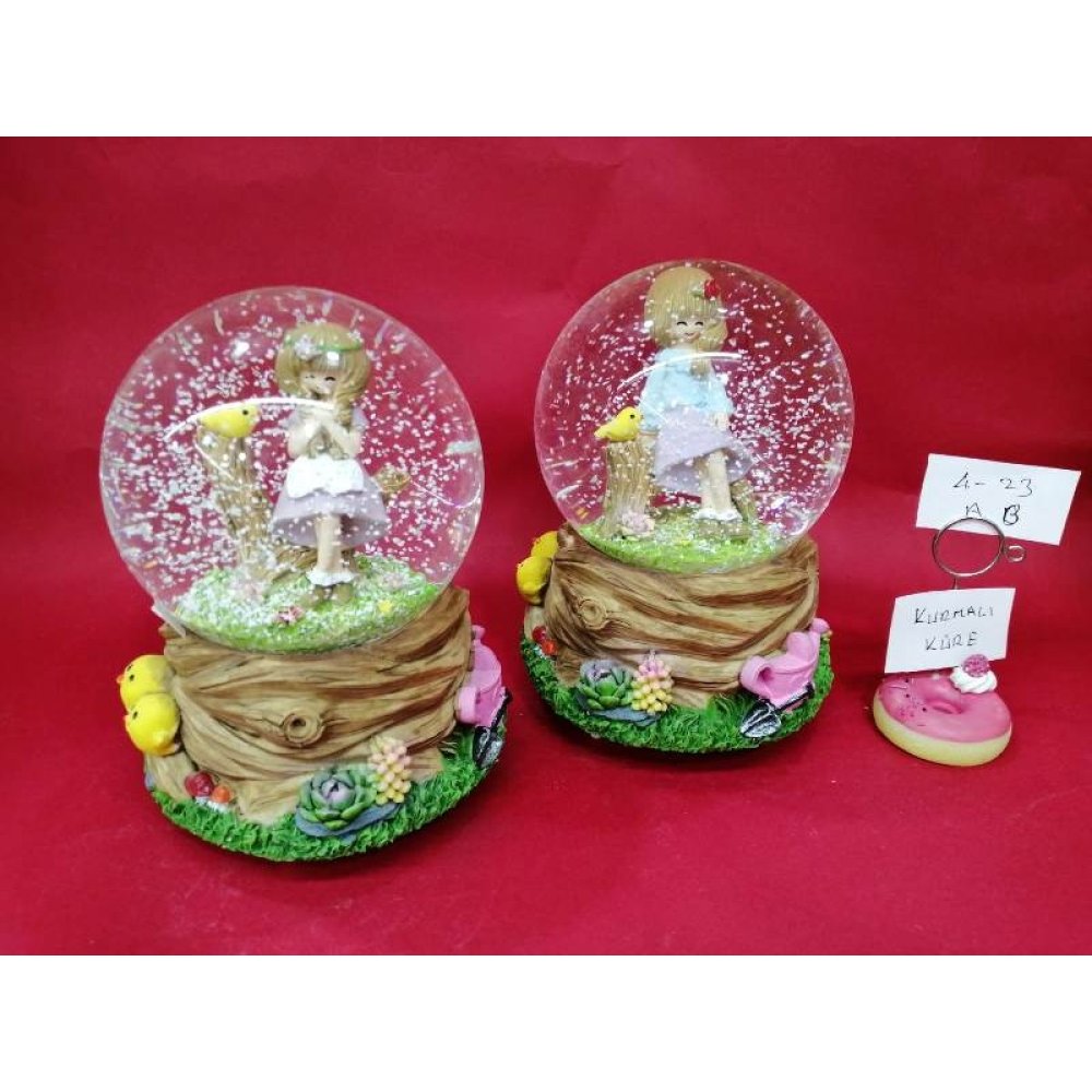 Toptan Büyük Boy Kurmalı Kız Kar Küresi