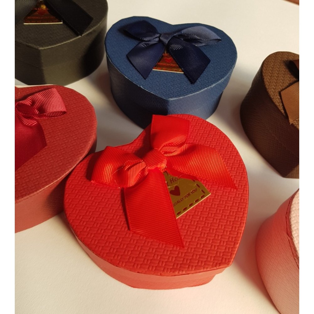 Toptan Renkli Kalp Şeklinde Hediye Kutuları