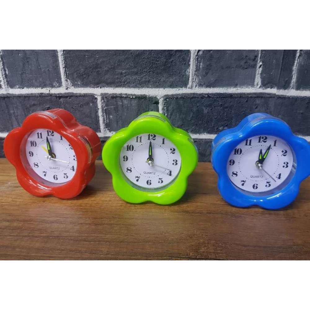 Toptan Renkli Plastik Çalar Masa Saati