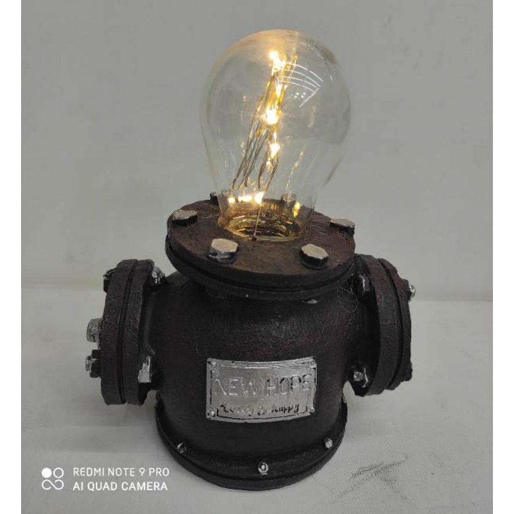 Toptan Retro Tasarımlı Masa Lambası