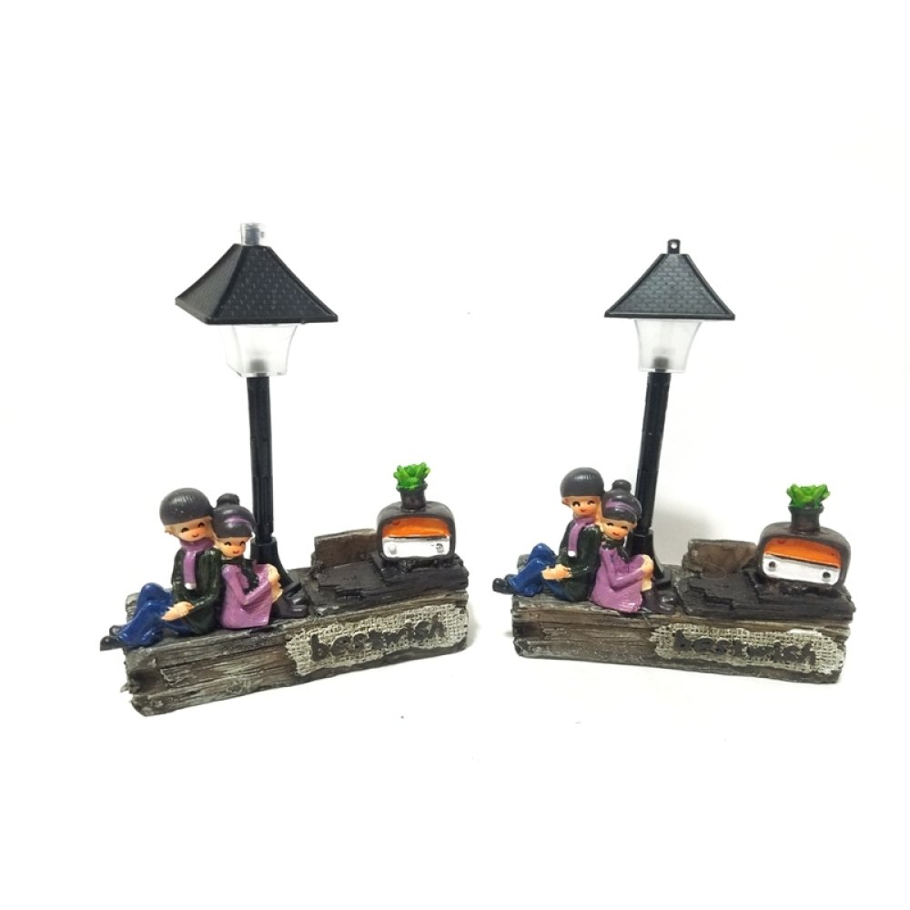 Toptan Romantik Aşıklar Masa Üstü Biblo Lamba