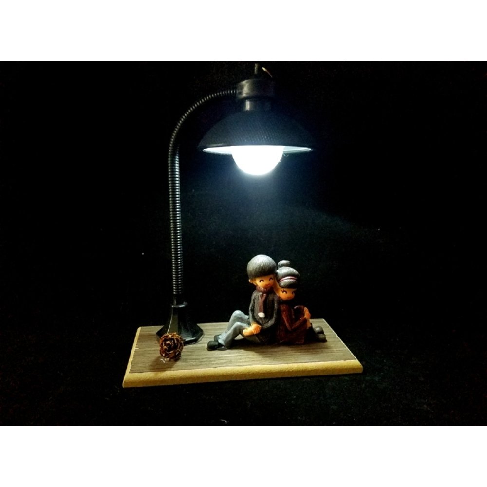 Toptan Sevgililer Günü Hediyesi Masa Lambası