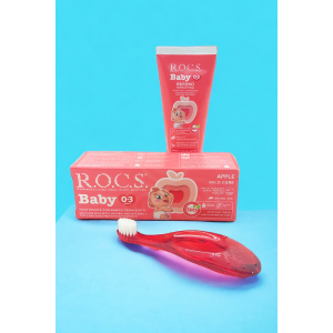 Rocs Baby 0-3 Yaş Elma Püresi Tadında Diş Macunu 45g + Diş Fırçası Seti