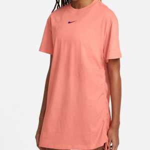Nike DJ4123 Kadın Tişört