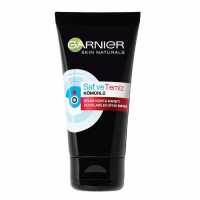 Garnier Skin Naturals Saf&Temiz Kömürlü Siyah Nokta Karşıtı Soyulabilir Maske
